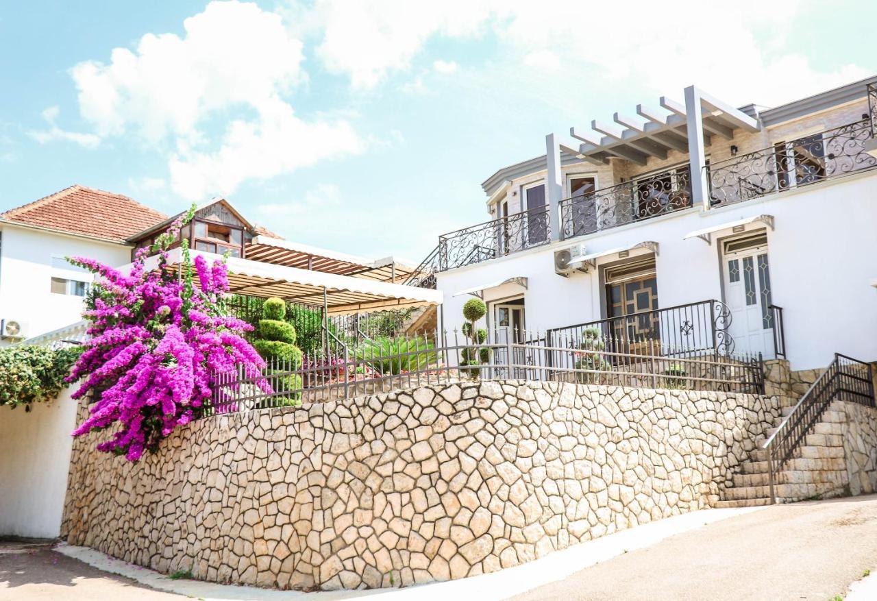 Rejhan Totti Ulcinj Exterior foto