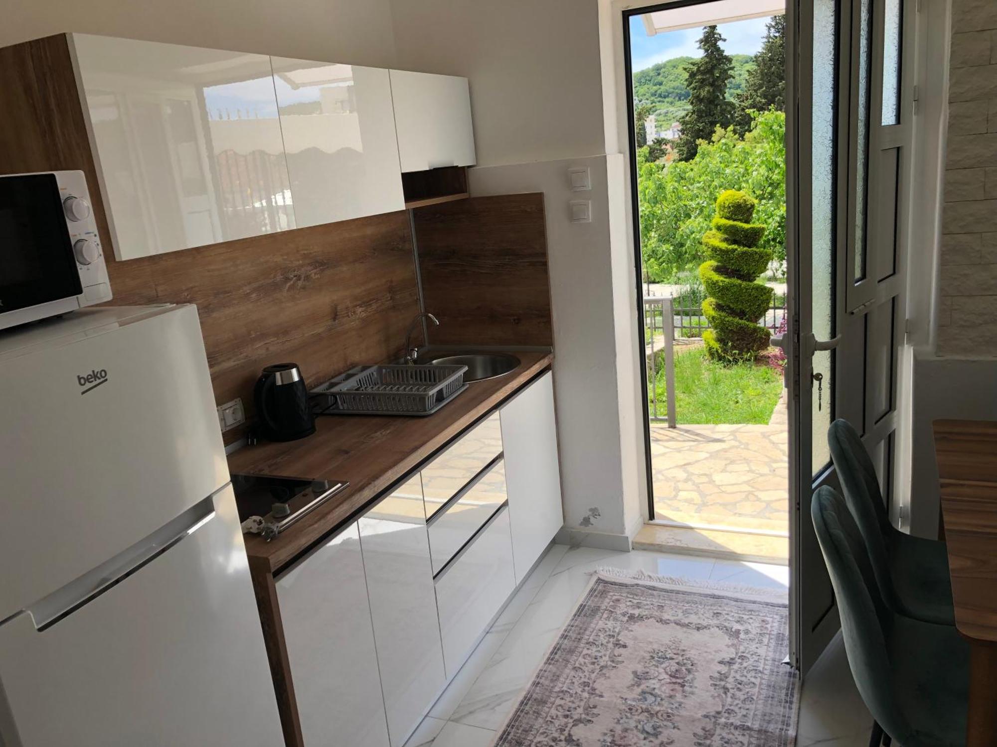 Rejhan Totti Ulcinj Exterior foto